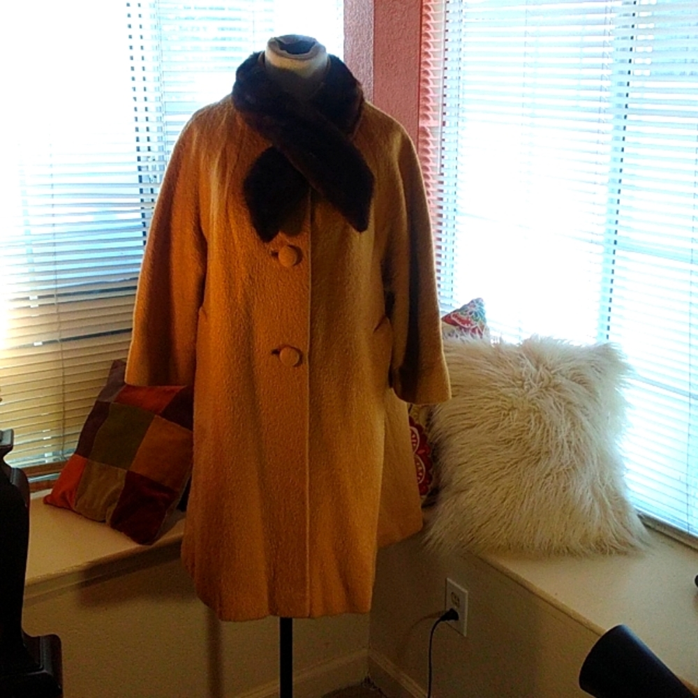 Vintage Lilli-Ann 50s Swing Coat w/ Mink Collar